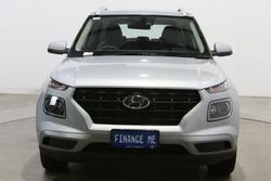2022 Hyundai
Venue Active