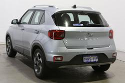 2022 Hyundai
Venue Active