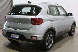 2022 Hyundai
Venue Active