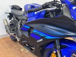 2024 Yamaha YZF-R7LA BLUE