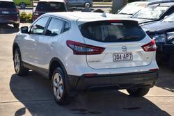 2020 Nissan
                QASHQAI ST