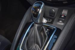 2020 Nissan
                QASHQAI ST