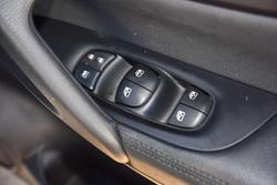 2020 Nissan
                QASHQAI ST