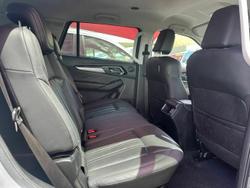 2022 Isuzu MU-X LS-T