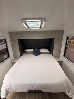 2025 Red Centre Newell Plus 186 Type B (was $114,990 now $99,990)