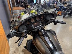 2018 Harley-davidson FLHTKSE CVO LIMITED BLACK
