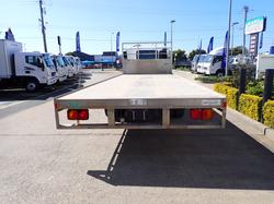 2016 HINO FE 500 white