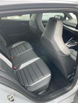 2024 Volkswagen Golf 110TSI R-Line