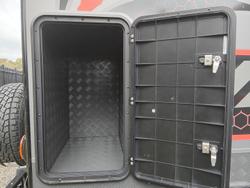 2025 Red Centre Tanami Plus 186 Type B (was $143,990 now $134,990)