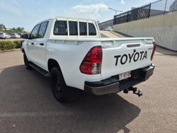 2018 Toyota
Hilux SR
