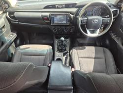 2018 Toyota
Hilux SR