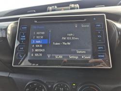 2018 Toyota
Hilux SR