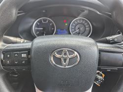 2018 Toyota
Hilux SR