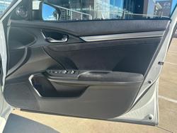 2017 Honda
                Civic VTi-S