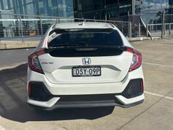 2017 Honda
                Civic VTi-S