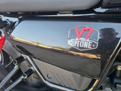 2024 MOTO GUZZI V7 STONE GREY