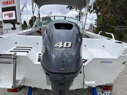 2009 QUINTREX 430 Escape