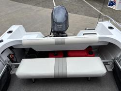 2009 QUINTREX 430 Escape
