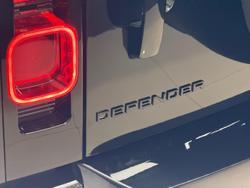 2025 Land Rover Defender 130 D350 X-Dynamic SE