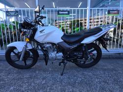 2018 HONDA CB125E White