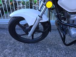 2018 HONDA CB125E White