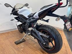 2015 Triumph DAYTONA 675 WHITE