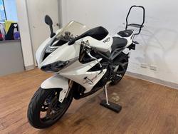 2015 Triumph DAYTONA 675 WHITE