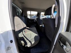2012 Nissan
Navara ST