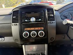 2012 Nissan
Navara ST