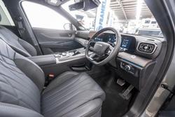 2025 Jaecoo J8 Track