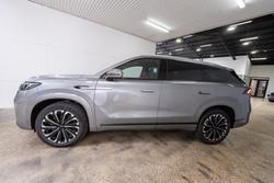 2025 Jaecoo J8 Track