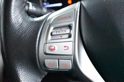 2019 Nissan
Navara ST