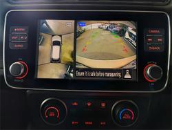 2019 Nissan
                LEAF 