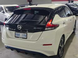 2019 Nissan
                LEAF 