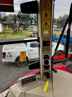 2014 Massey Ferguson Mf8670