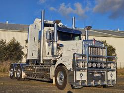 2025 Kenworth T909
