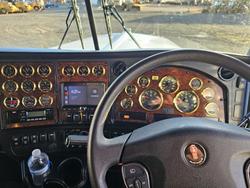 2025 Kenworth T909