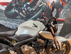2021 Honda CB650R GREY