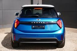 2025 MINI
Cooper S Favoured
