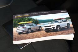 2023 Jeep Grand Cherokee Night Eagle