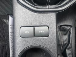 2023 Toyota Hilux SR