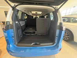 2025 Volkswagen ID. Buzz Pro BEV560