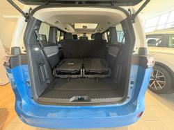 2025 Volkswagen ID. Buzz Pro BEV560