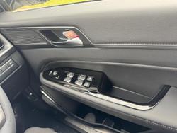 2025 KGM
                Rexton Advance