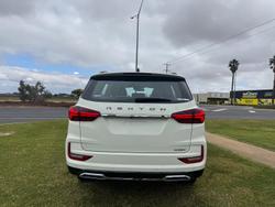 2025 KGM
                Rexton Advance