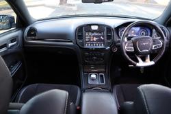 2021 Chrysler
300 SRT