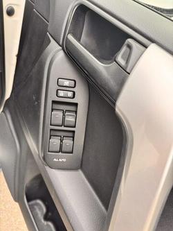 2020 TOYOTA LANDCRUISER PRADO
