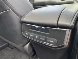 2024 TOYOTA KLUGER