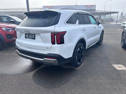 2024 KIA SORENTO