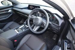 2025 Mazda 3 G25 Astina